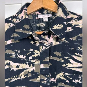 TopShop long sleeve button up blouse, 6, Pink Camo, Oversized Streetwear Grunge